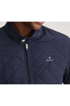 GANT Casual Fit Herren SteppjackeZip Navy 11 GANT Casual Fit Herren SteppjackeZip Navy -Kleidung Angebote 7006080 433 1 800P1chLDCrRFmgJ 1200x1200