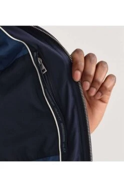 GANT Casual Fit Herren SteppjackeZip Navy 12 GANT Casual Fit Herren SteppjackeZip Navy -Kleidung Angebote 7006080 433 2 800 1200x1200